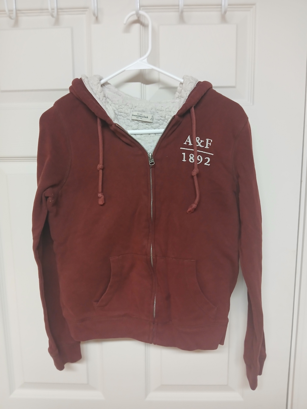 Abercrombie & Fitch Ladies Burgundy Maroon Zip-Up Sherpa Hoodie Vintage
